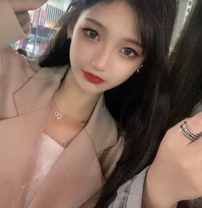 武汉一个非常漂亮的妹妹，可sm，00后